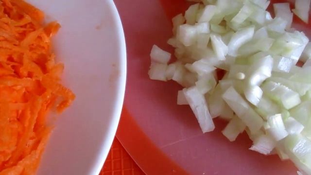 Ну, очень вкусные ГОЛУБЦЫ из молодой капусты! Таких ВКУСНЫХ голубцов вы не ели НИКОГДА! смотреть онлайн
