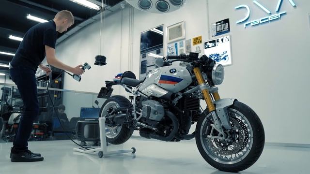 Shining 3D EinScan HX - Skanowanie 3D motocykli - 1/3 смотреть онлайн