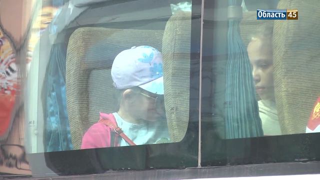 «Задень – разрушится». В Кургане дом угрожает безопасности горожан смотреть онлайн