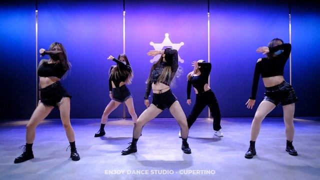 LE SSERAFIM · FEARLESS · park so yeon, todd williamson Choreo смотреть онлайн