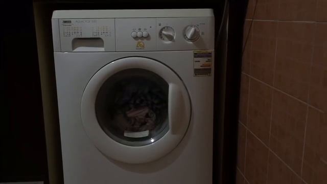 Zanussi Aquacycle 500, Door Locking Device With Delayed Opening