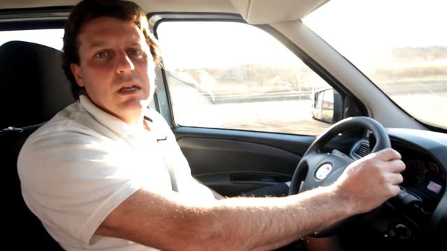 [CarsDrive TV] Prueba de usuario | Fiat Dobló pasajeros смотреть онлайн