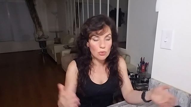 ВОТ ПОЧЕМУ ОН ПРИДИРАЕТСЯ К ВНЕШНОСТИ! смотреть онлайн