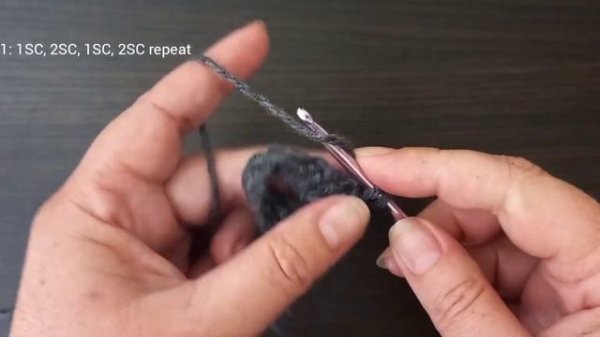 Learn for free how to crochet easy fidget toys.