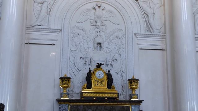 Hermitage Hyperlapse | Экскурсия по Эрмитажу смотреть онлайн