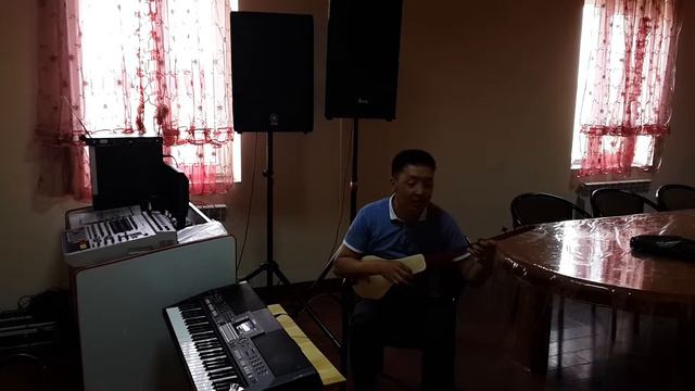 Комуз смотреть онлайн