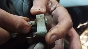 Как поменять петли на Пассате Б 3. Как поправить провисшую дверь на Пассате Б3.