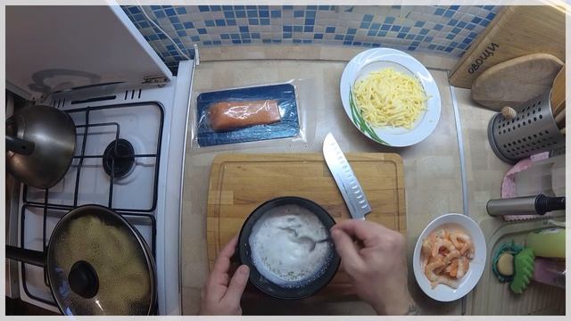 Гнезда с креветками в сливочном соусе смотреть онлайн