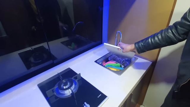 Motor Home | Coaster Converted Into Home | PakWheels смотреть онлайн