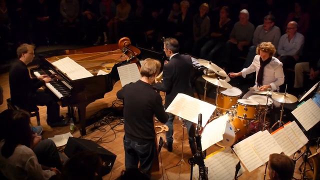 30 Little Jelly Beans // Cologne Contemporary Jazz Orchestra (CCJO) feat. Paolo Fresu & Jens Düppe смотреть онлайн