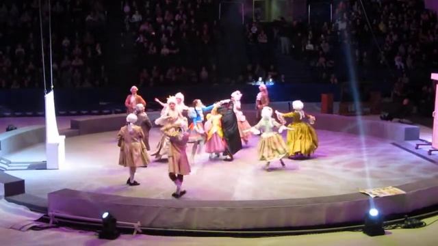 13 месяцев - Вступление (02.01.2018) смотреть онлайн