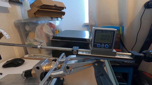 Заточное устройство Казак ПРО. Показатели электронного угломера. смотреть онлайн