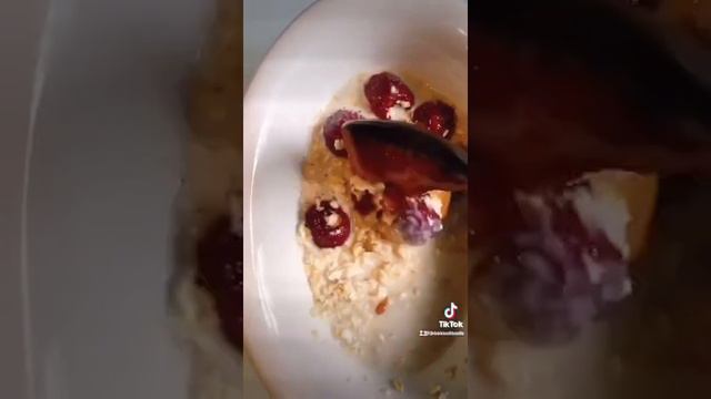 Abakus Foods - Red Date Baked Peanut Butter Oats смотреть онлайн