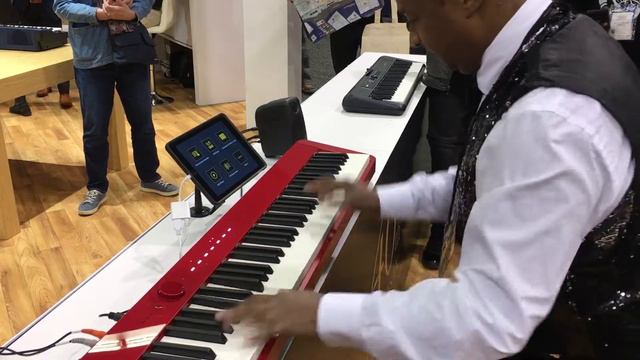 Kris Nicholson test drives the Casio PX-S1000 Red at Namm 2020 смотреть онлайн