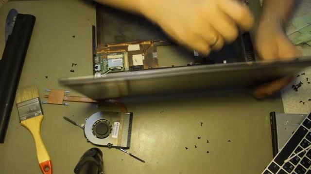 ?? Чистка ноутбука ASUS U31 / ? Как разобрать ноутбук самостоятельно? / Disassemble & Cleaning смотреть онлайн