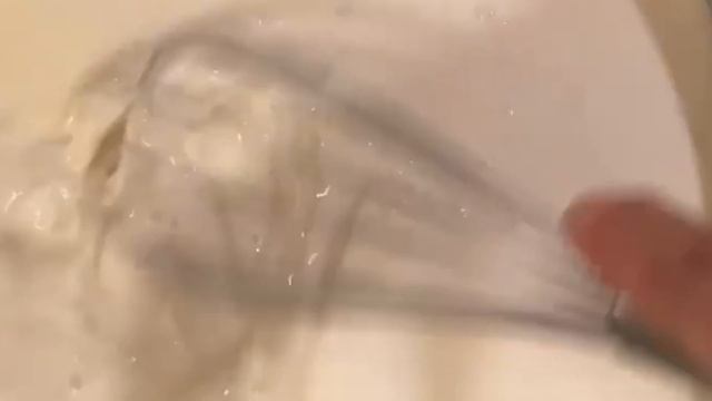 Картофельная запеканка с фаршем из говядины и соусом бешамель (видеорецепт) смотреть онлайн