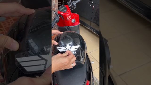 stiker motor badge bintang #customstiker #fyp #stiker #stikermotor #cuttingstiker #viral смотреть онлайн