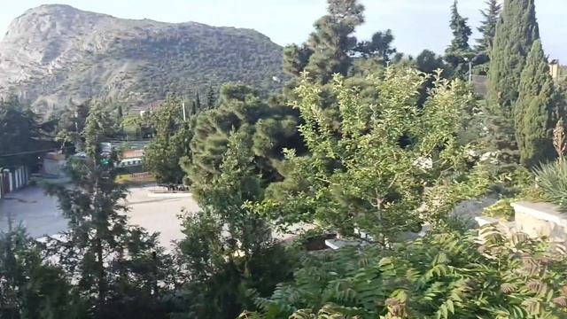 Рабочие моменты Крымского Блогера КАК сдают жильё сегодня в Крыму Виталий Гнатюк смотреть онлайн