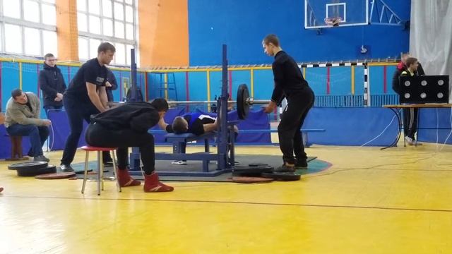 Гудзык Никита кат 66 кг, жим 95 кг смотреть онлайн