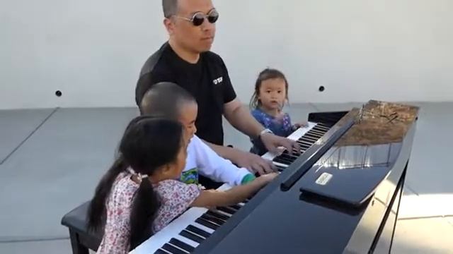 From chaos to Bach смотреть онлайн