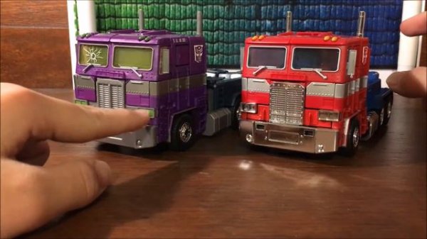 Video Review of the Transformers Masterpiece Shattered Glass Optimus Prime