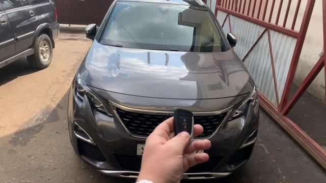 Работа ключа Пежо 5008