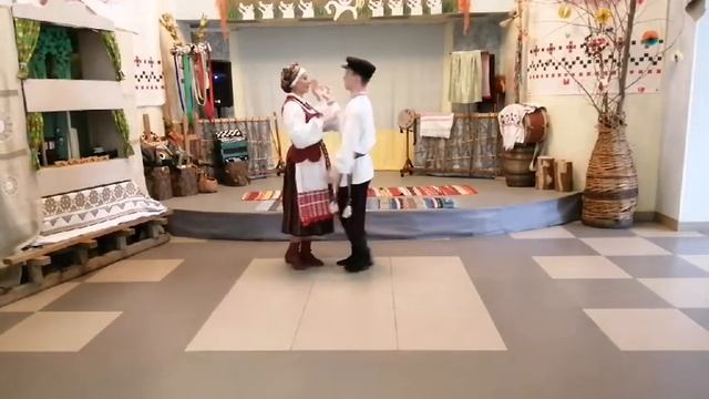 Танцевальный мастер-класс по бытовым танцам "Танцуем па-даўнейшаму". Лидский отдел ремесел. смотреть онлайн
