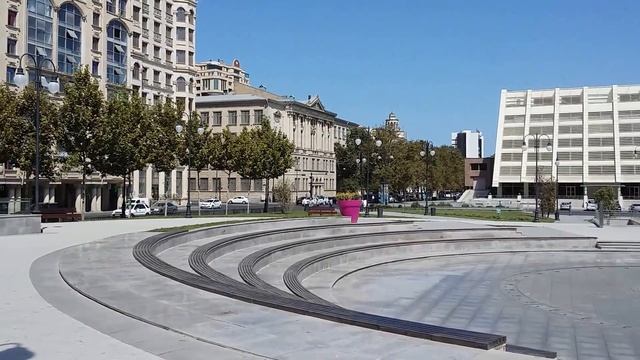 Baku street, Azerbaijan. Улица Балаханская - Басина - Физули. Баку. смотреть онлайн