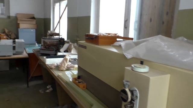 Заброшенная геологическая лаборатория | Химическая лаборатория смотреть онлайн