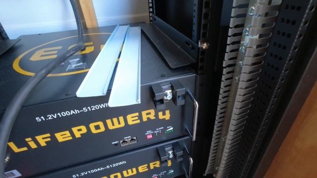 48v Lifepo4 5kw Battery Install Wired To SPF 5000 ES Growatt Inverter For 5kw Off Grid Solar System