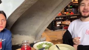 ХАЗЯЕВА ЗАШЛИ В РЕСТОРАН / УГАРАЮТ НАД ОФИЦИАНТОМ / ПОГОНЯ ОТ ПОДПИСЧИКОВ