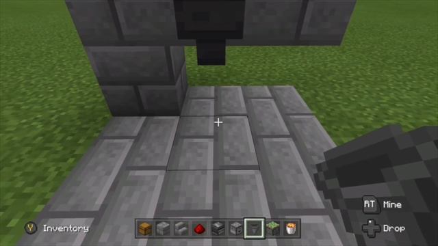 Minecraft Bedrock Edition Automatic Trash Can [ Easy Tutorial ] смотреть онлайн