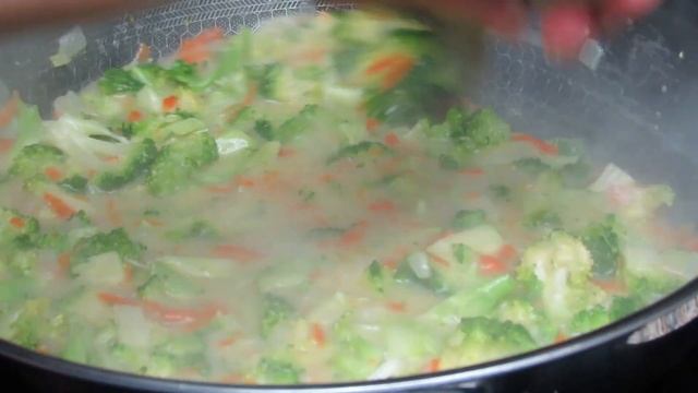 BROCCOLI CHEDDAR SOUP | BROCCOLI CHEESE SOUP RECIPE смотреть онлайн