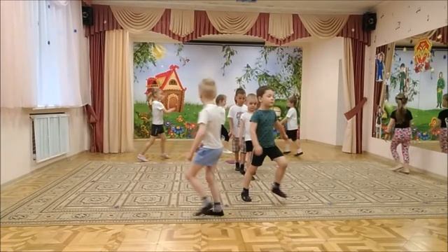 Марш и перестроение. Ориентировка в пространстве. Дети 5-6лет смотреть онлайн