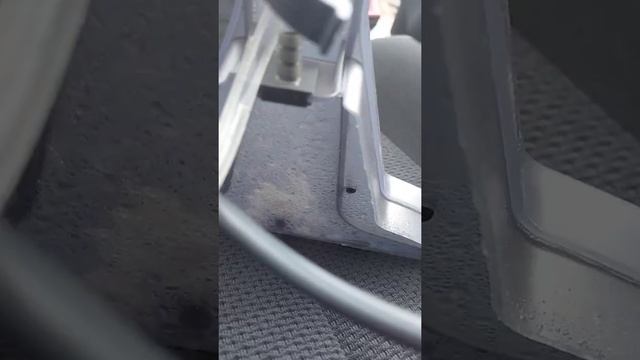 чистка автомобильных сидений Volkswagen Passat B6 с помощью моющего пылесоса Thomas Twin Panther