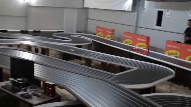 SP-Collectable.com Sideways FORD CAPRI SW14 TEST on MB Slot Track - bushing+0.40mm (no magnet) смотреть онлайн