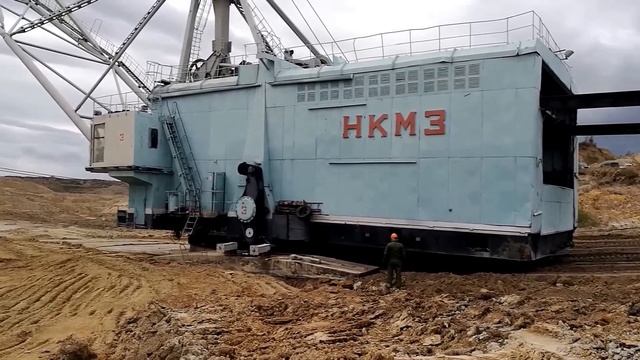 Шагающий экскаватор ЭШ 15/90 АО "Русский уголь" смотреть онлайн