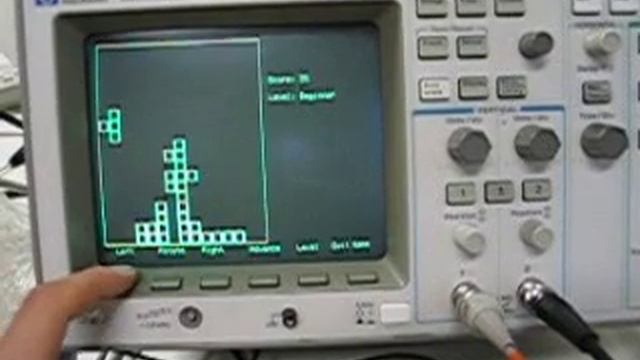 Tetris on a HP 54600B scope смотреть онлайн