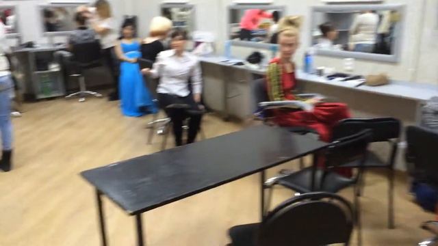 2014/01/24 практическая экзаменационная работа. Выполнение прически на длинных волосах. Гр №30 смотреть онлайн
