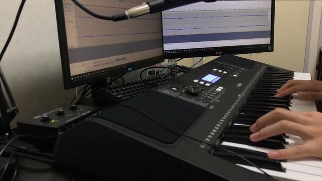 YAMAHA PSR-E373 Concert Grand Piano Sound (Direct Line Out) смотреть онлайн