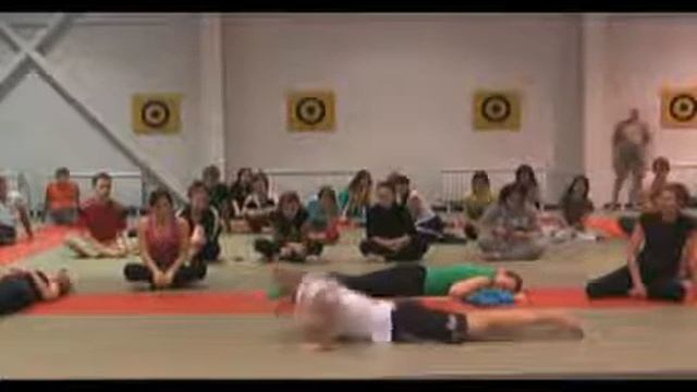 Укрепление мышц кора с Александром Ражаловским смотреть онлайн