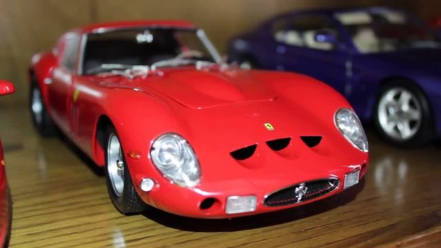 1/18 Ferrari collection - FCaminhaGarage смотреть онлайн