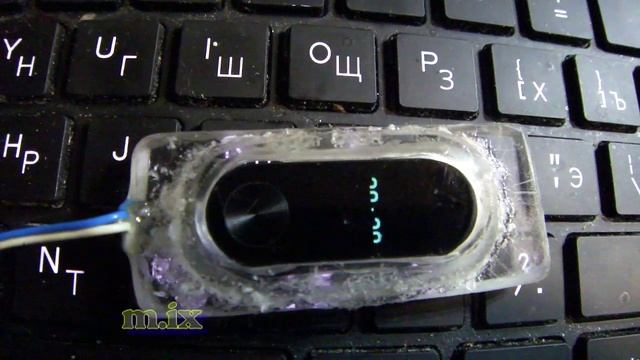 Mi Band 2 Самодельный держатель фитобраслета для зарядки смотреть онлайн