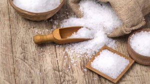 Как узнать кто вам вредит, с помощью соли!