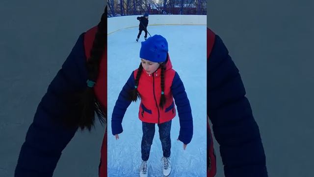Учимся кататься на коньках назад смотреть онлайн