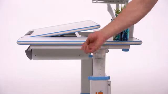 Растущая парта трансформер RIFFORMA 100 обзор