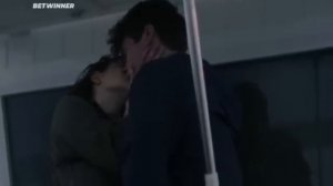 Между небом и землёй (2022)