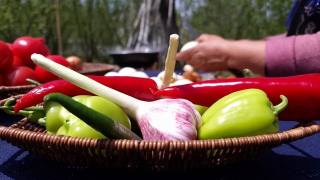 The BEST Beef and Tomatoes Stew, Mal Əti və Pomidor Şorbası, Easy Cooking смотреть онлайн