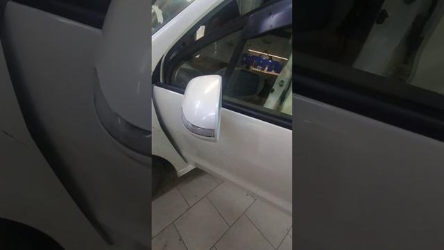 Honda Stream ремонт привода складывания зеркал смотреть онлайн