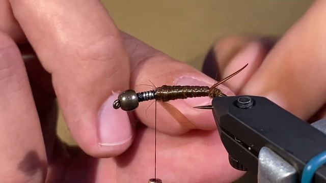 Форель будет без ума. Мушка Веснянка Stone fly смотреть онлайн